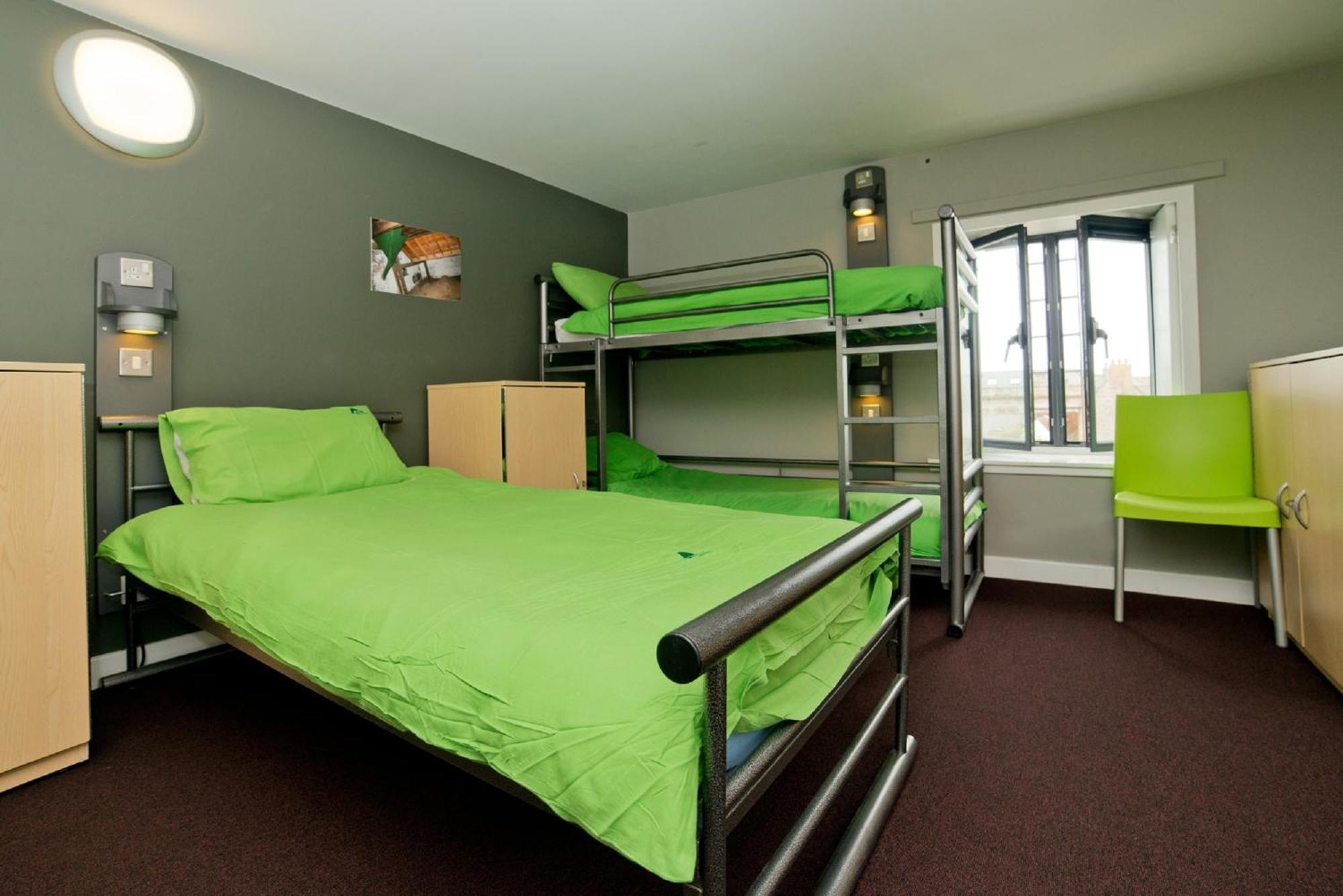 6 Bed Private Room Ensuite